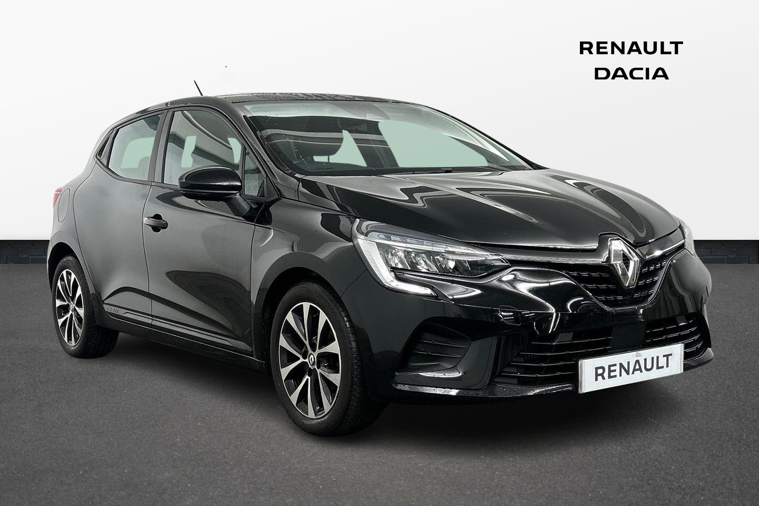 Main listing image - Renault Clio