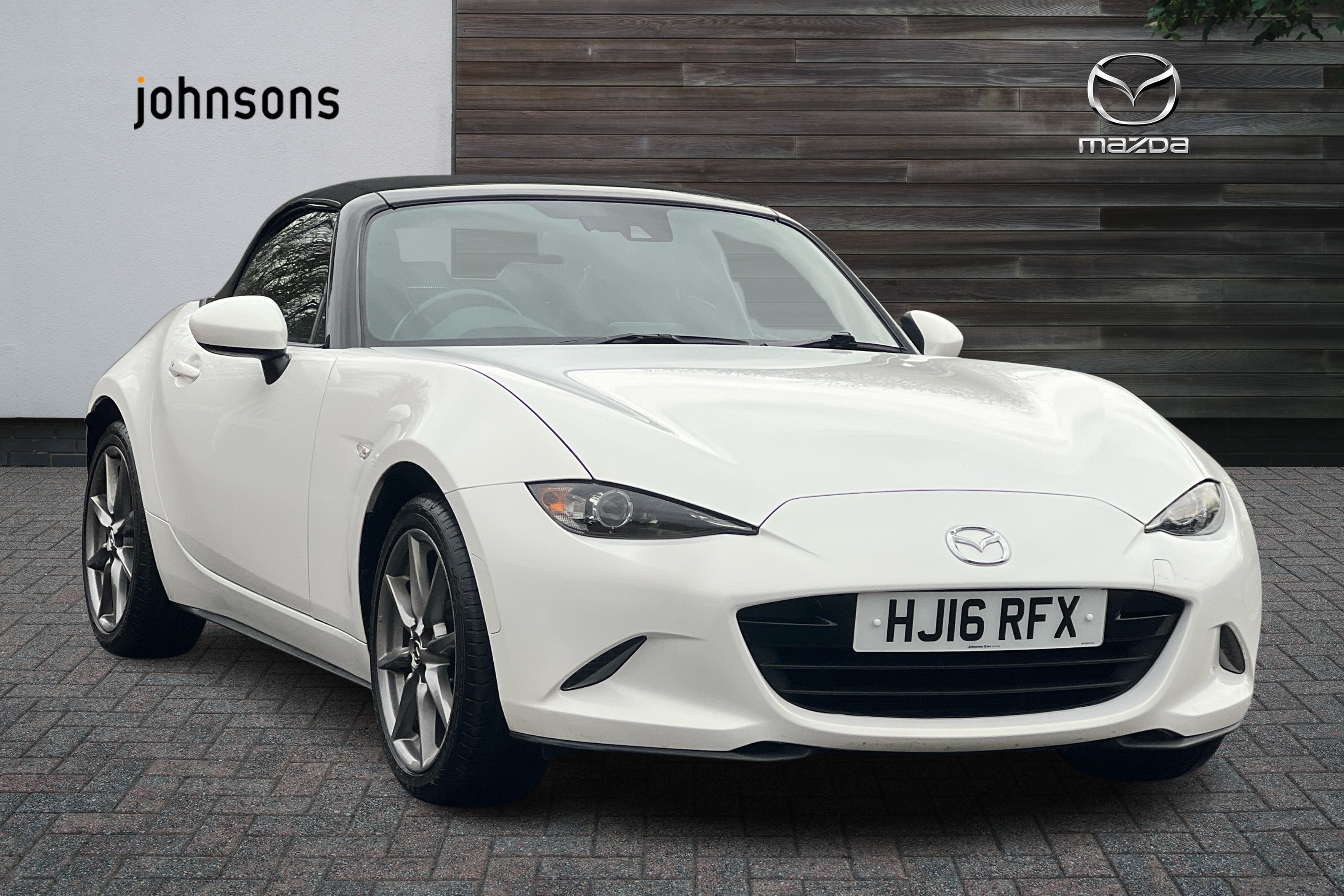 Main listing image - Mazda MX-5