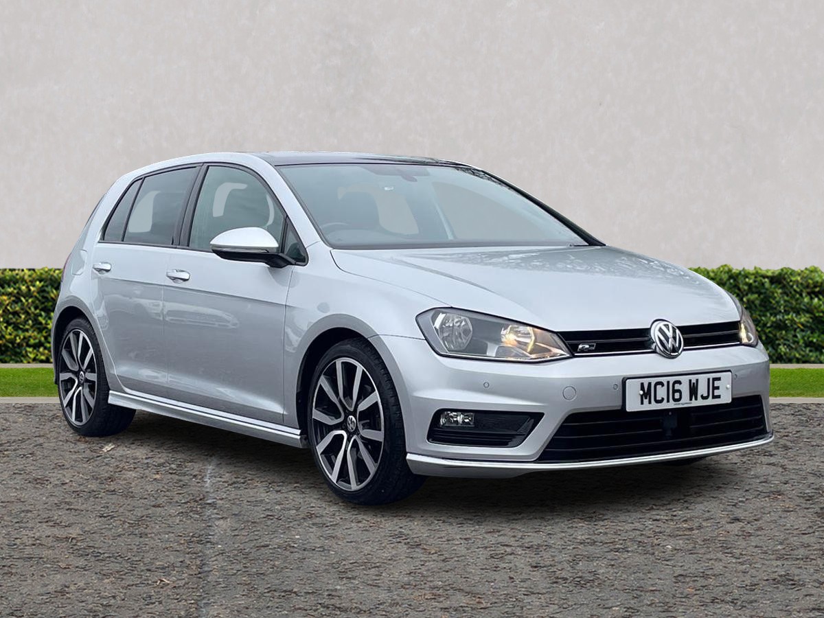 Main listing image - Volkswagen Golf