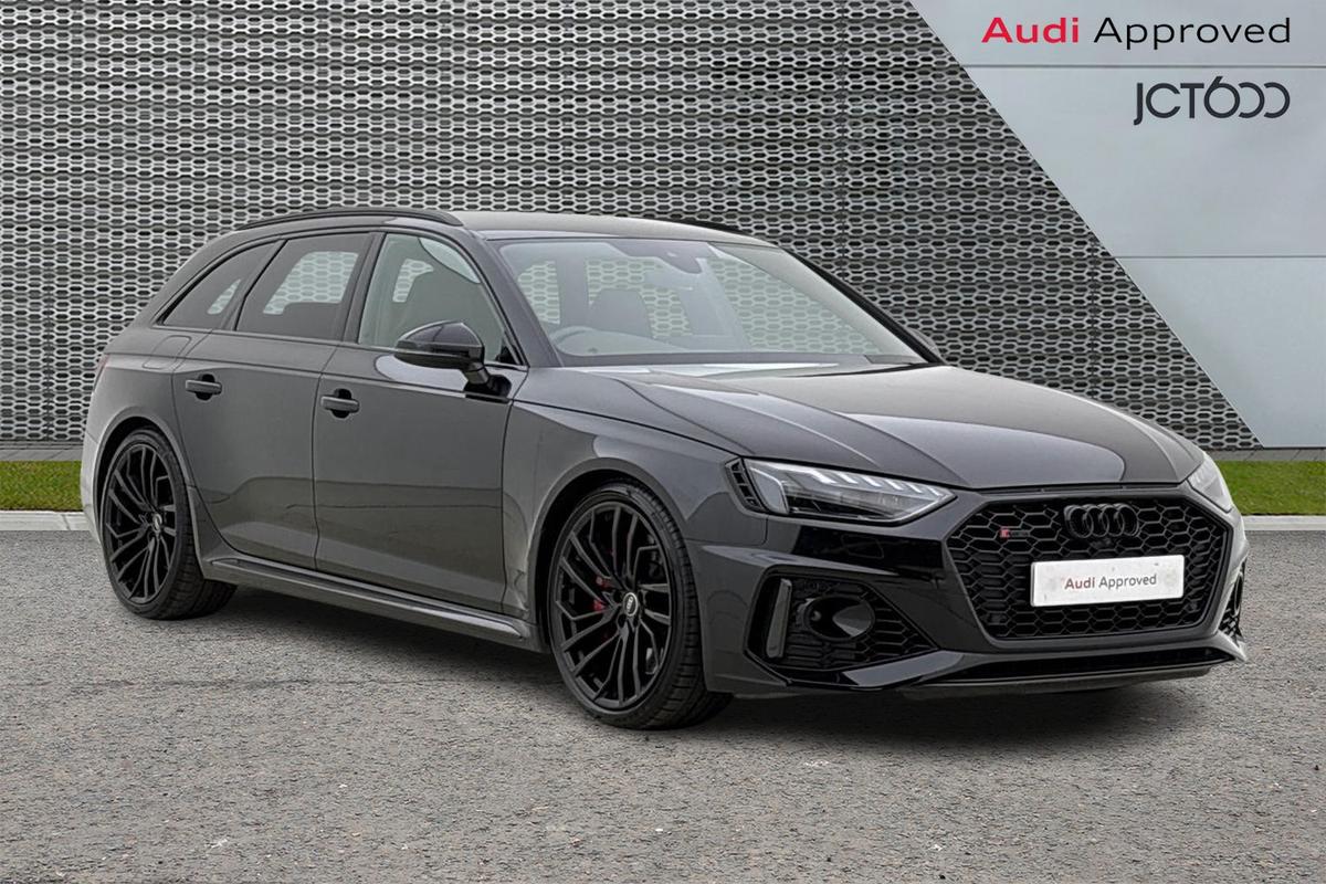 Main listing image - Audi RS4