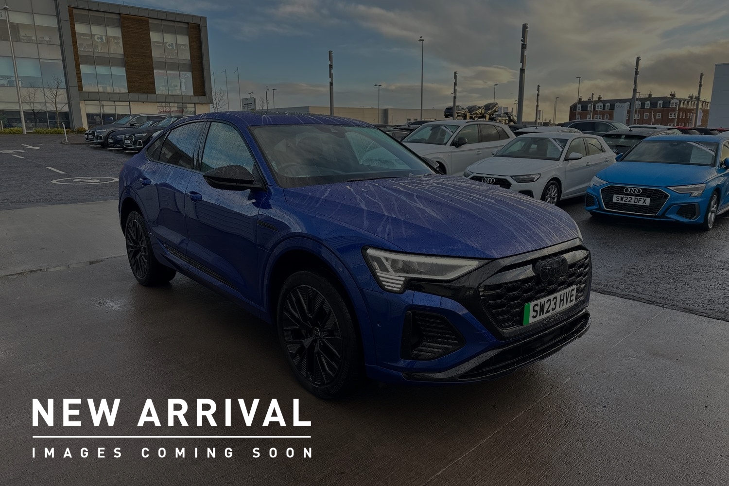 Main listing image - Audi Q8 e-tron