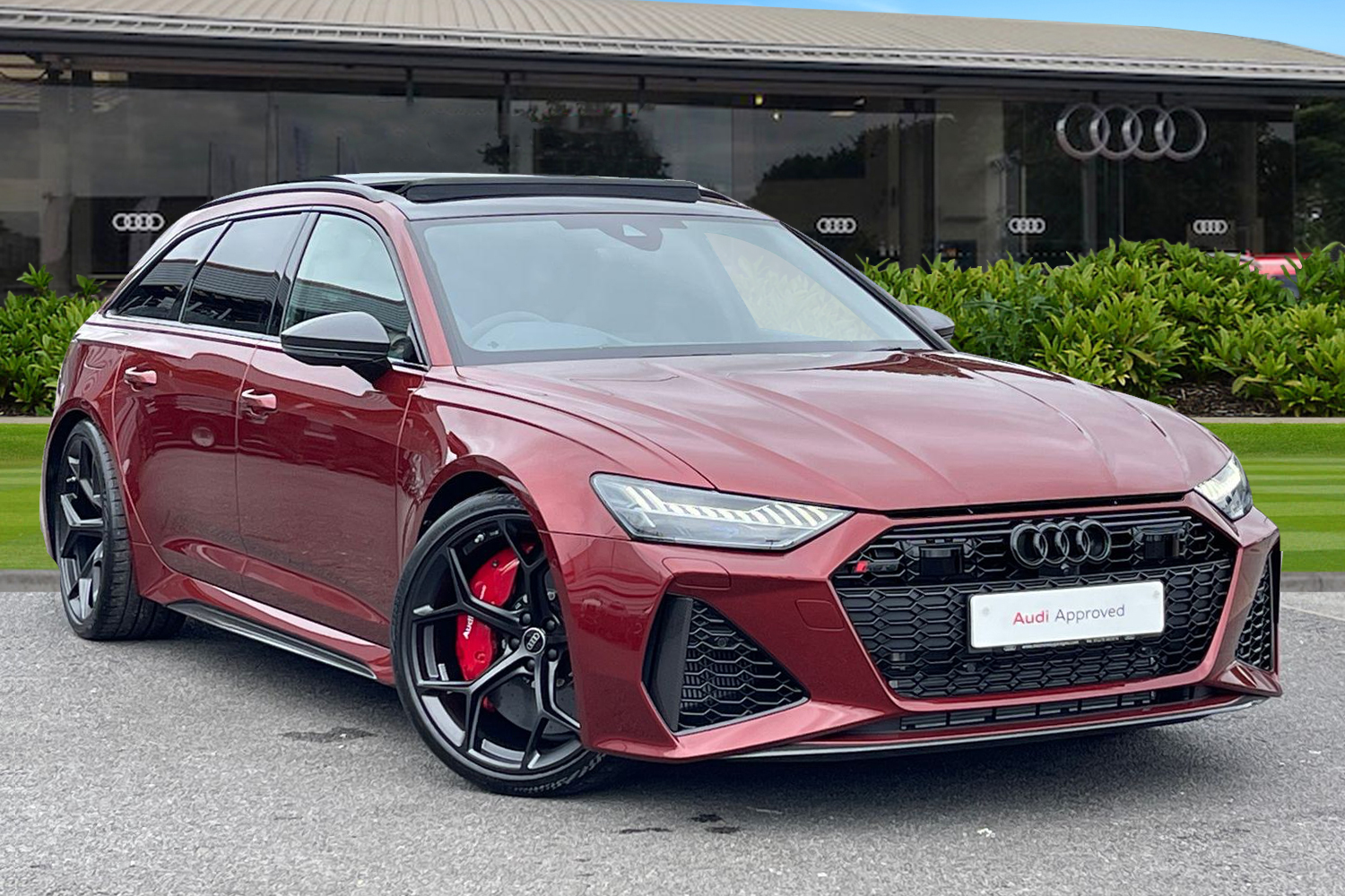 Main listing image - Audi RS6