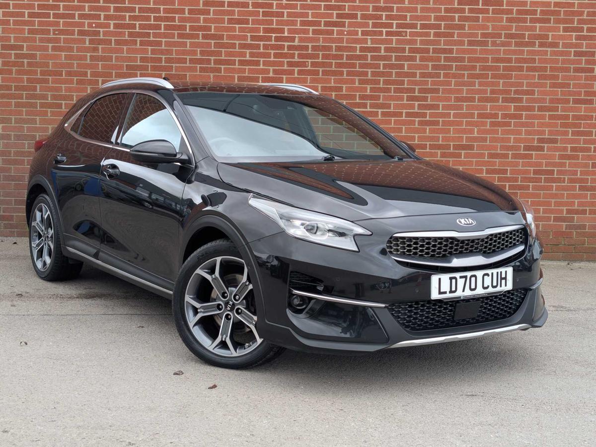 Main listing image - Kia XCeed