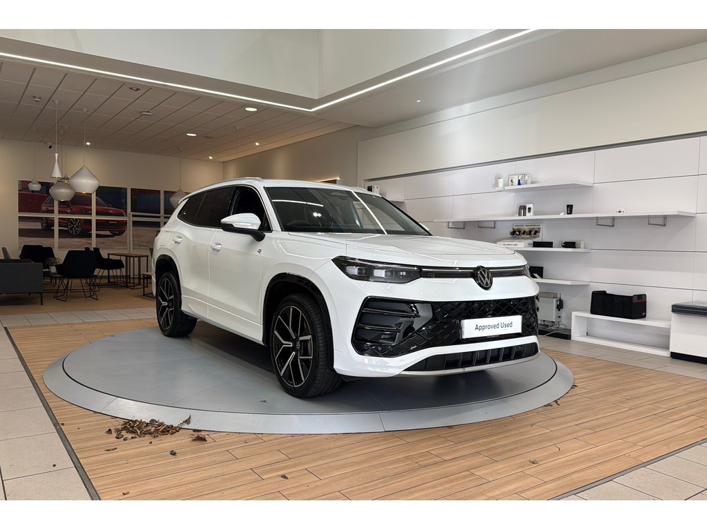 Main listing image - Volkswagen Tayron