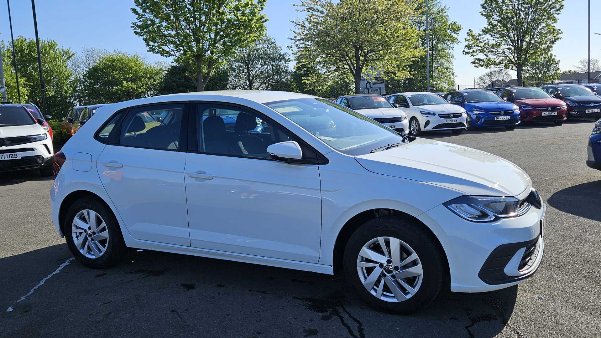 Main listing image - Volkswagen Polo