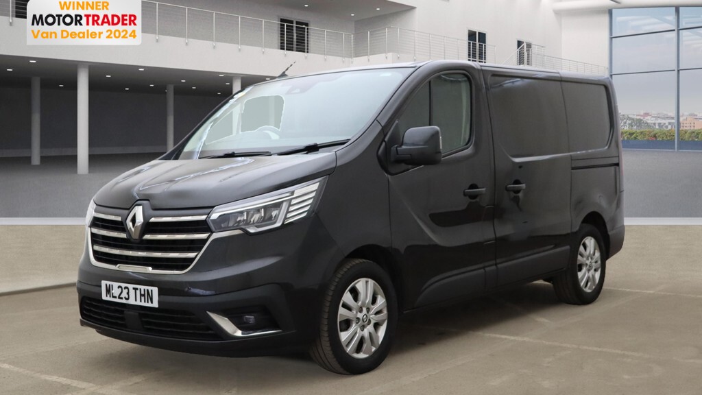 Main listing image - Renault Trafic