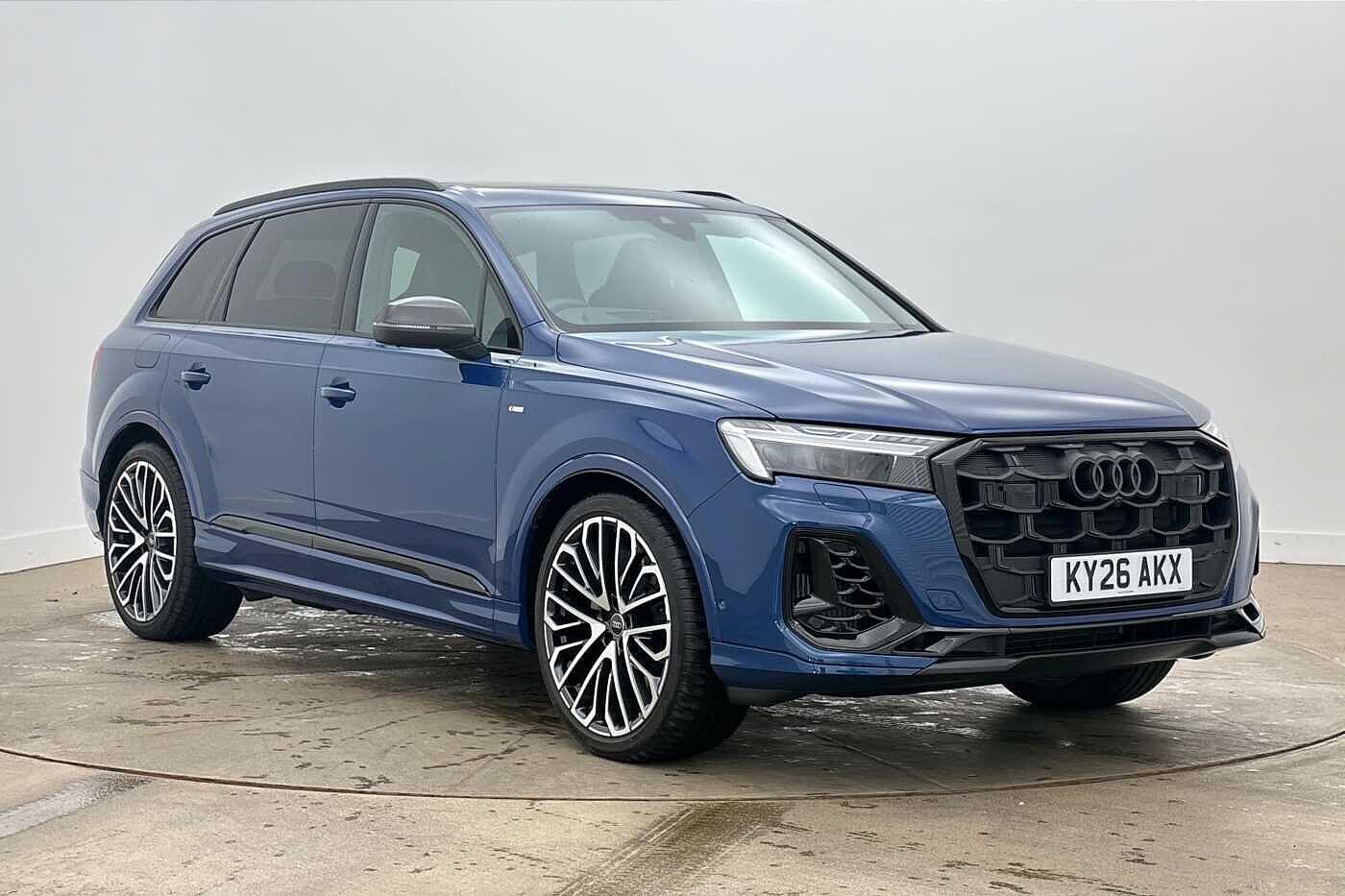 Main listing image - Audi Q7