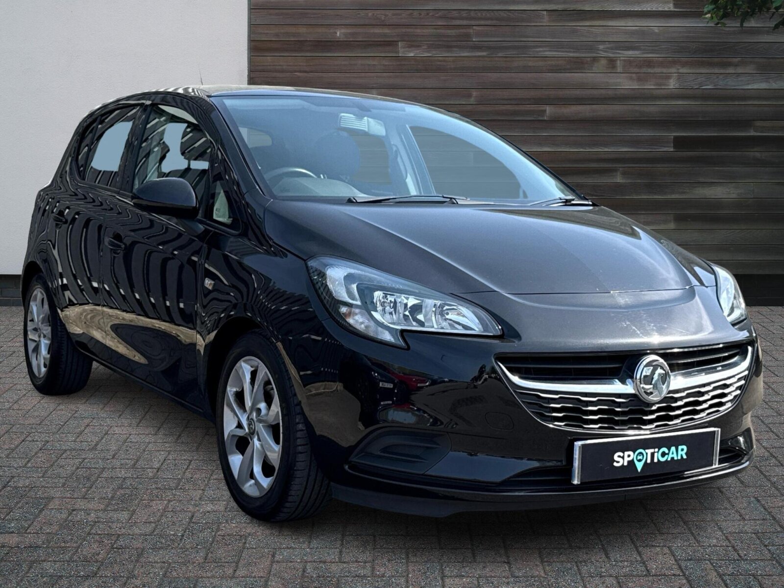 Main listing image - Vauxhall Corsa