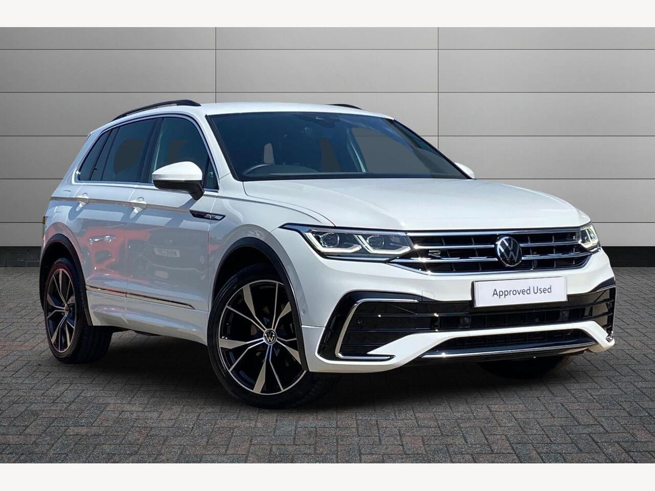 Main listing image - Volkswagen Tiguan