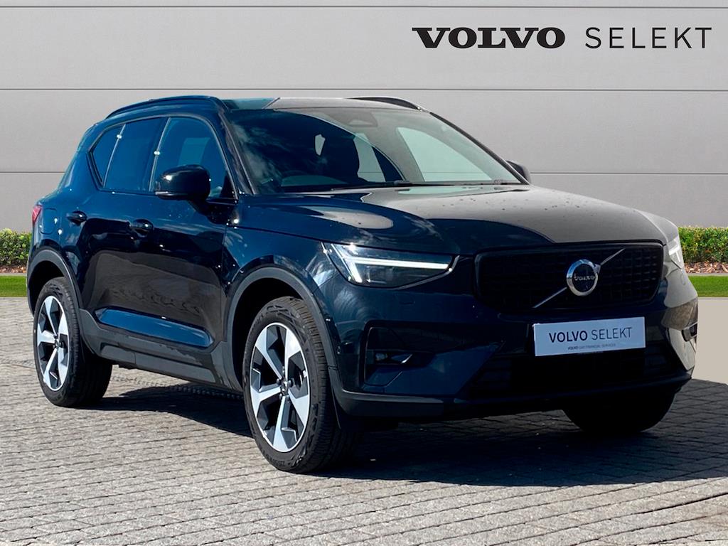 Main listing image - Volvo XC40