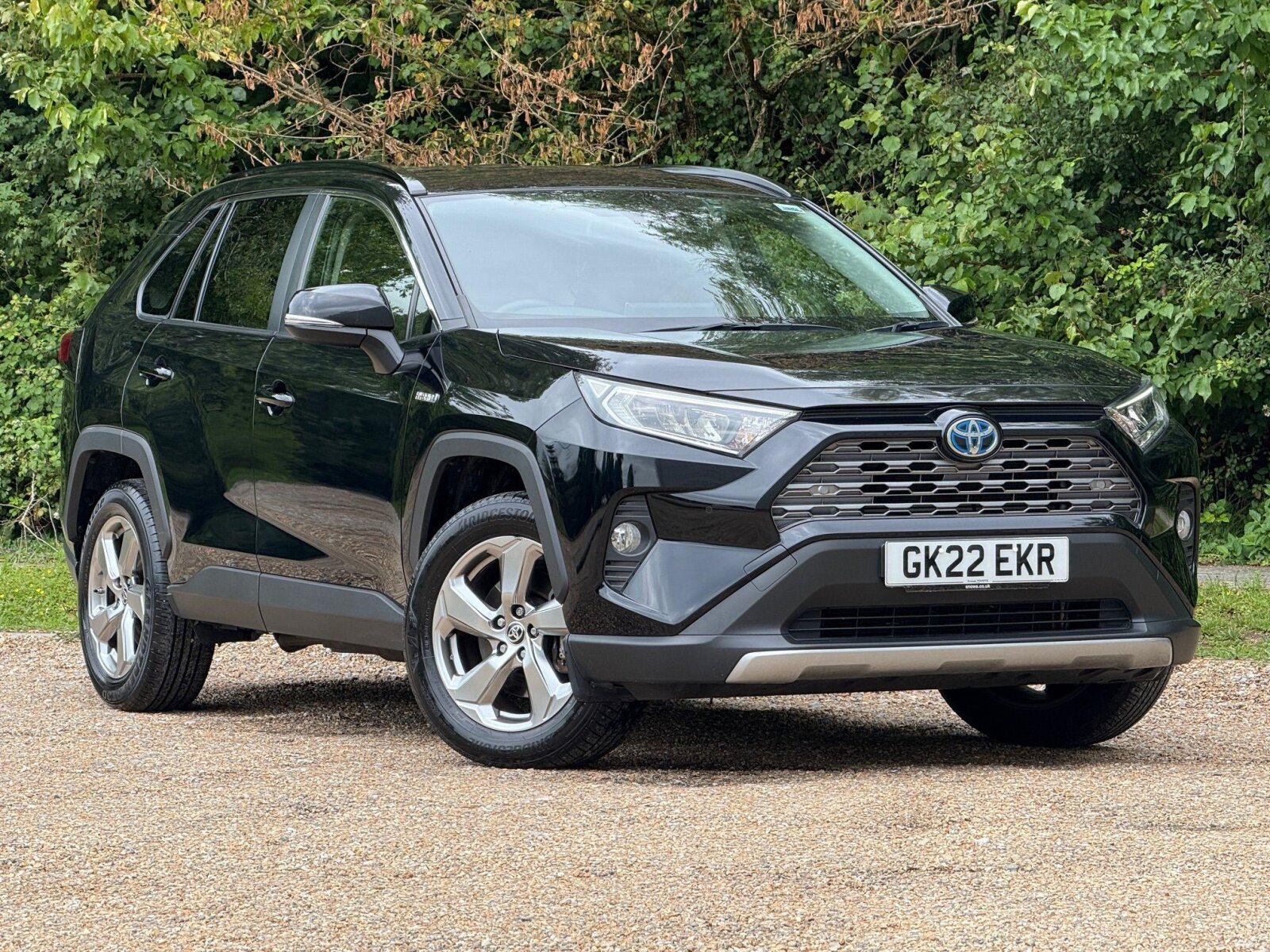 Main listing image - Toyota RAV4