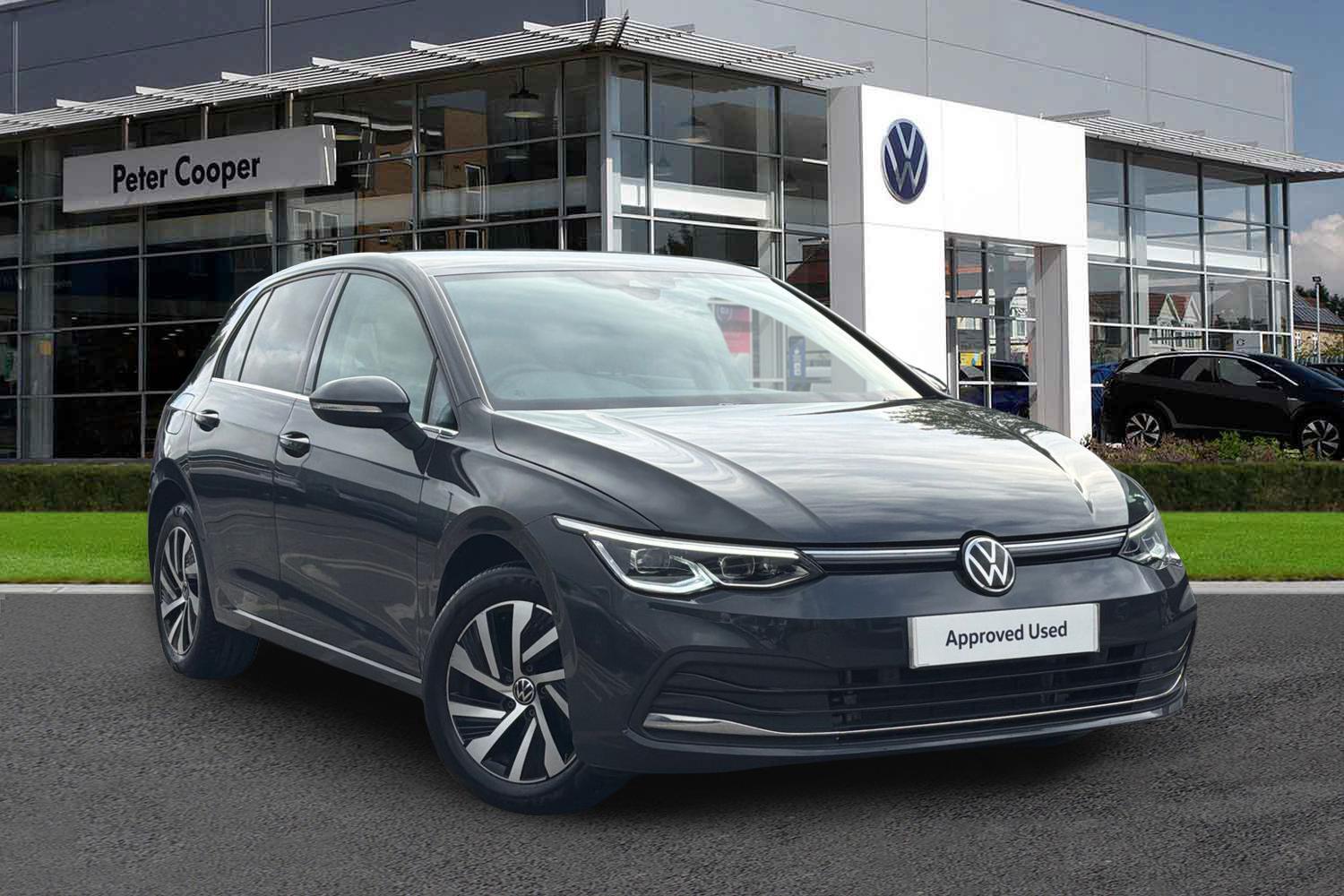 Main listing image - Volkswagen Golf