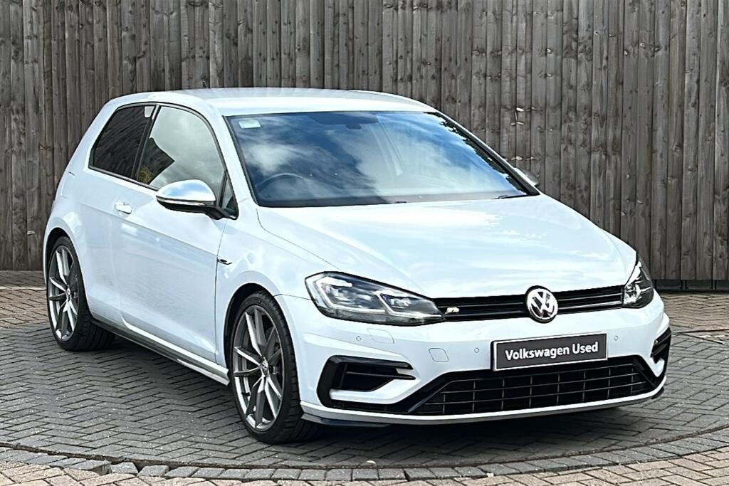 Main listing image - Volkswagen Golf R