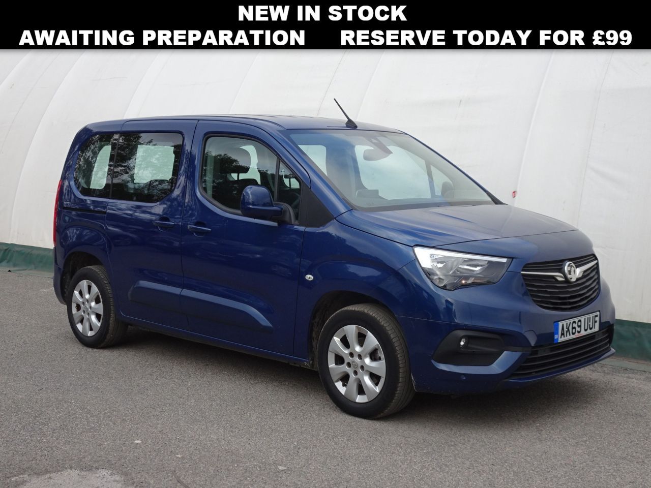 Main listing image - Vauxhall Combo Life