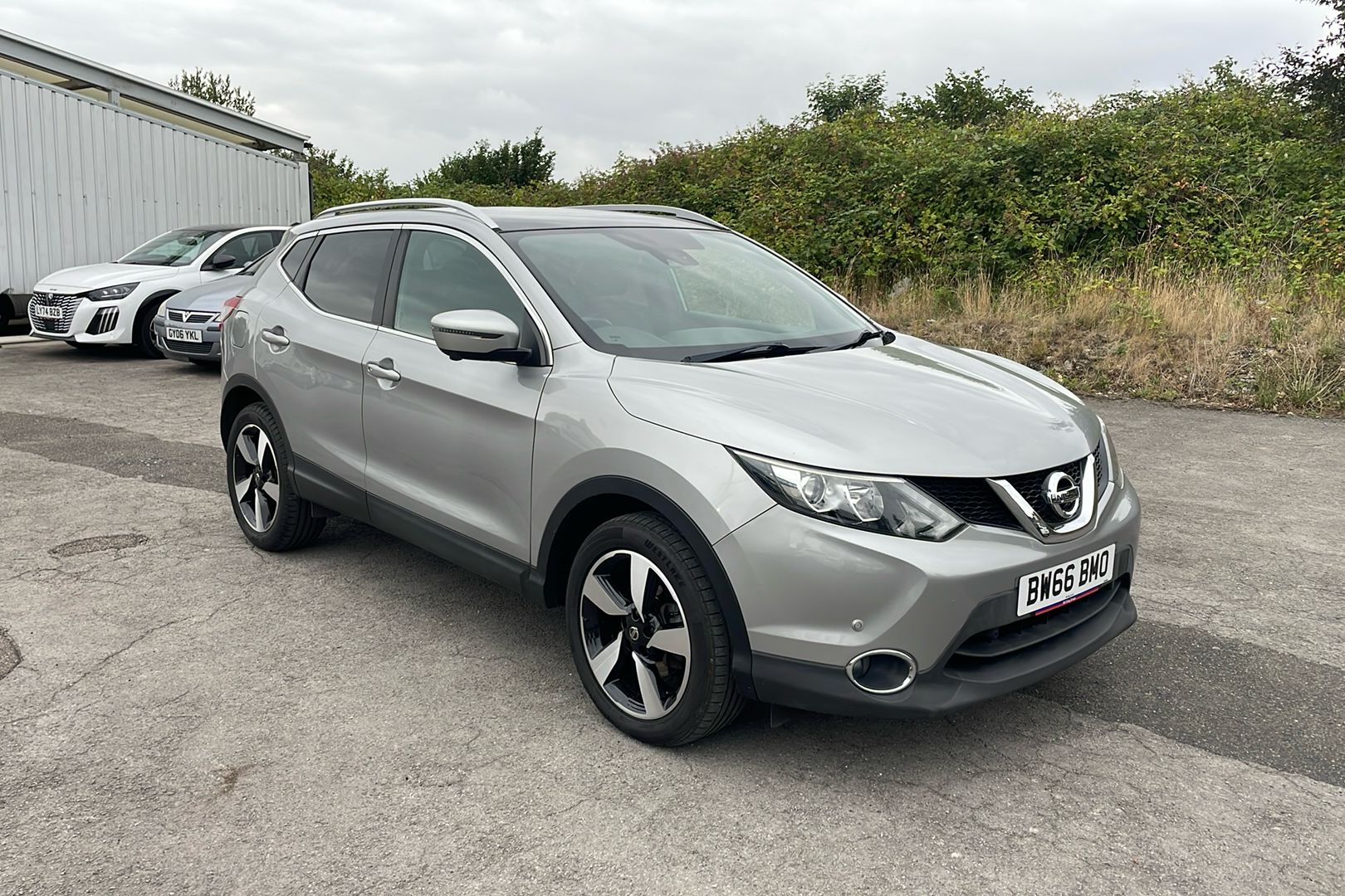 Main listing image - Nissan Qashqai