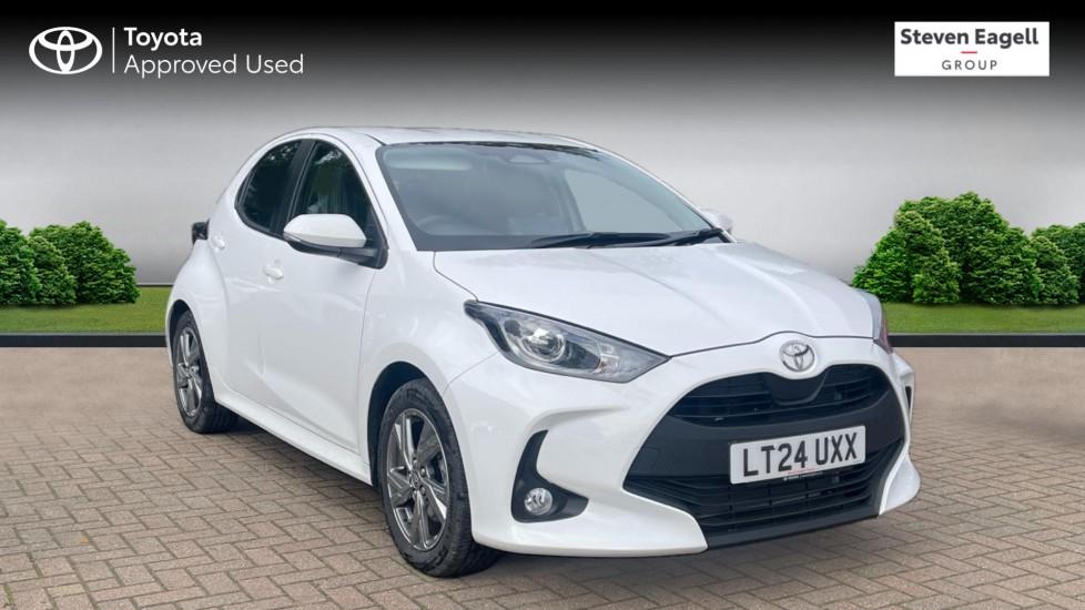 Main listing image - Toyota Yaris