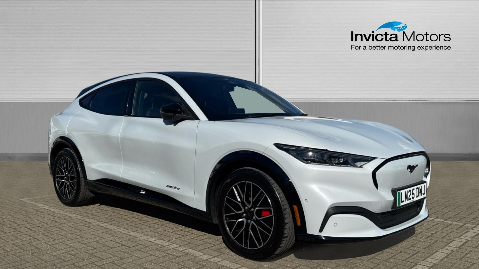 Main listing image - Ford Mustang Mach-E