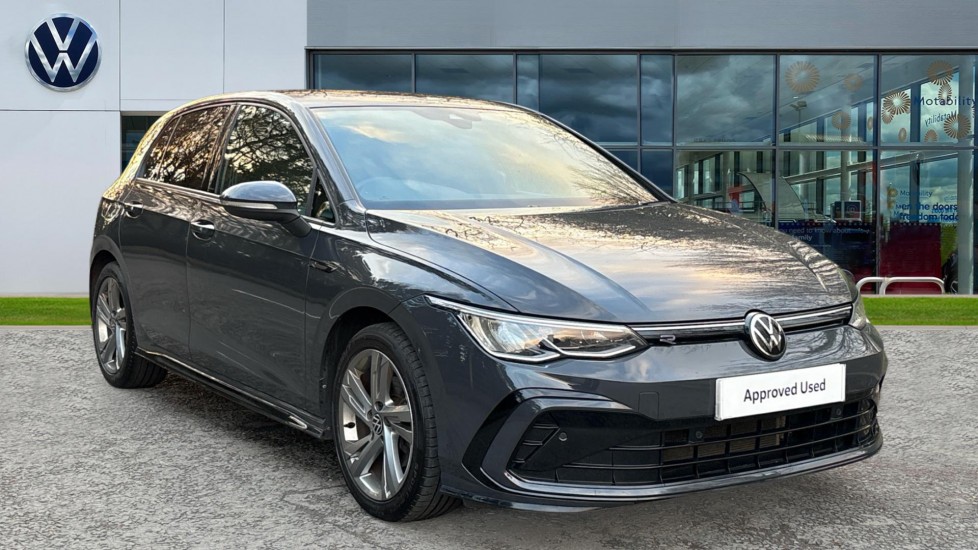 Main listing image - Volkswagen Golf