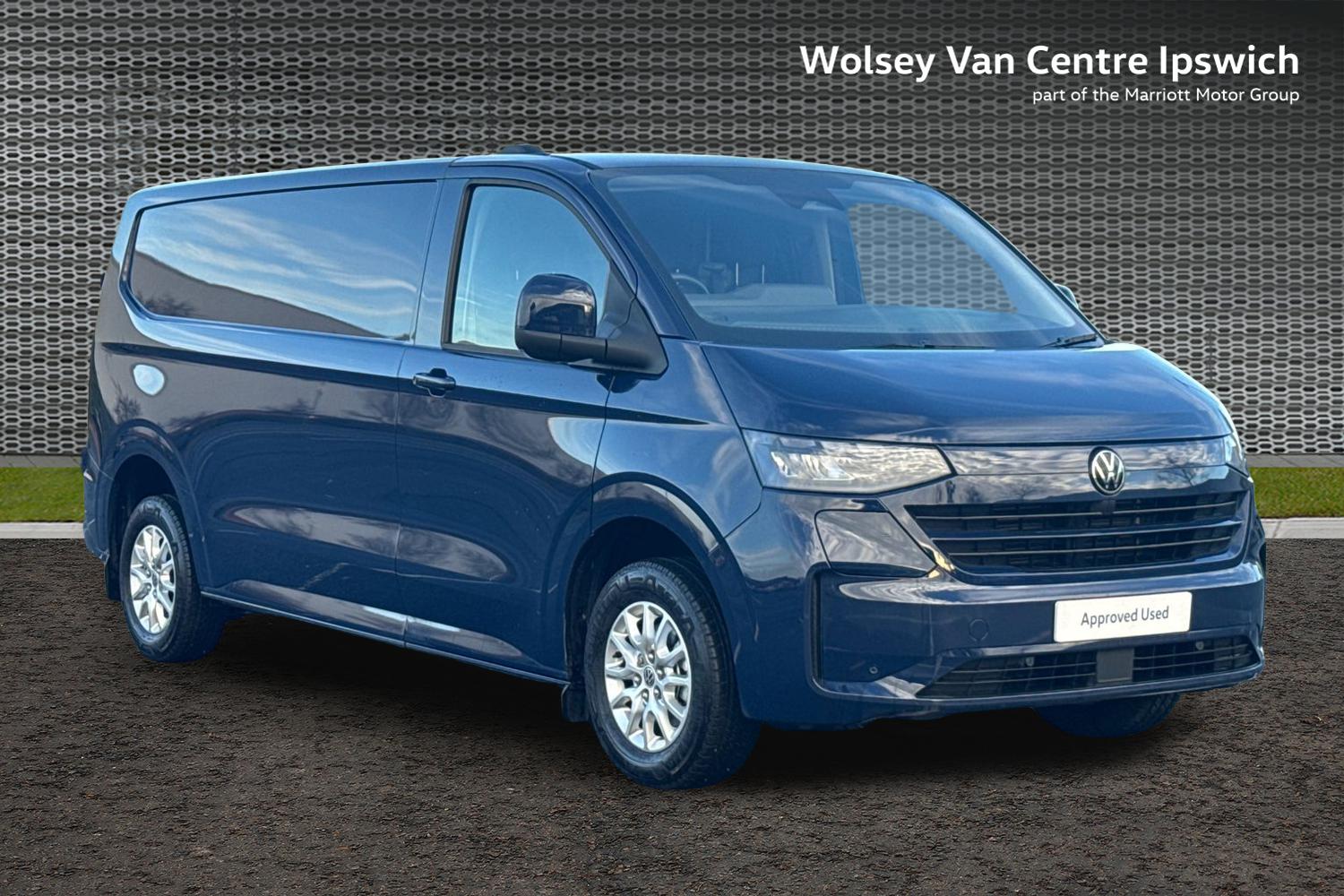 Main listing image - Volkswagen Transporter