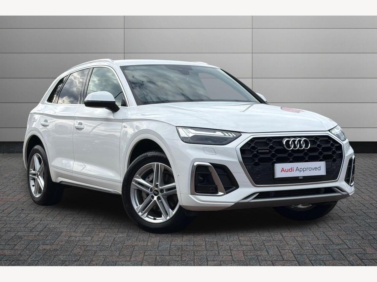 Main listing image - Audi Q5