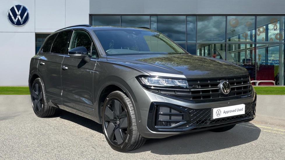 Main listing image - Volkswagen Touareg
