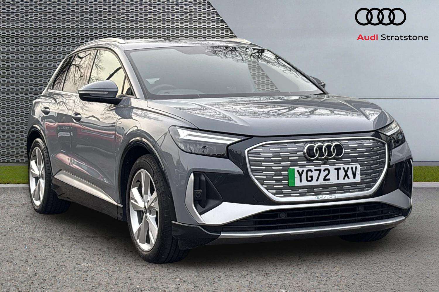 Main listing image - Audi Q4
