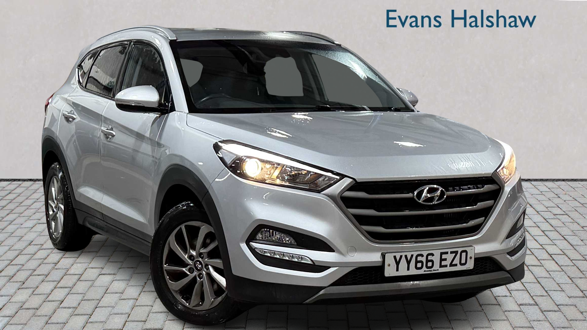 Main listing image - Hyundai Tucson