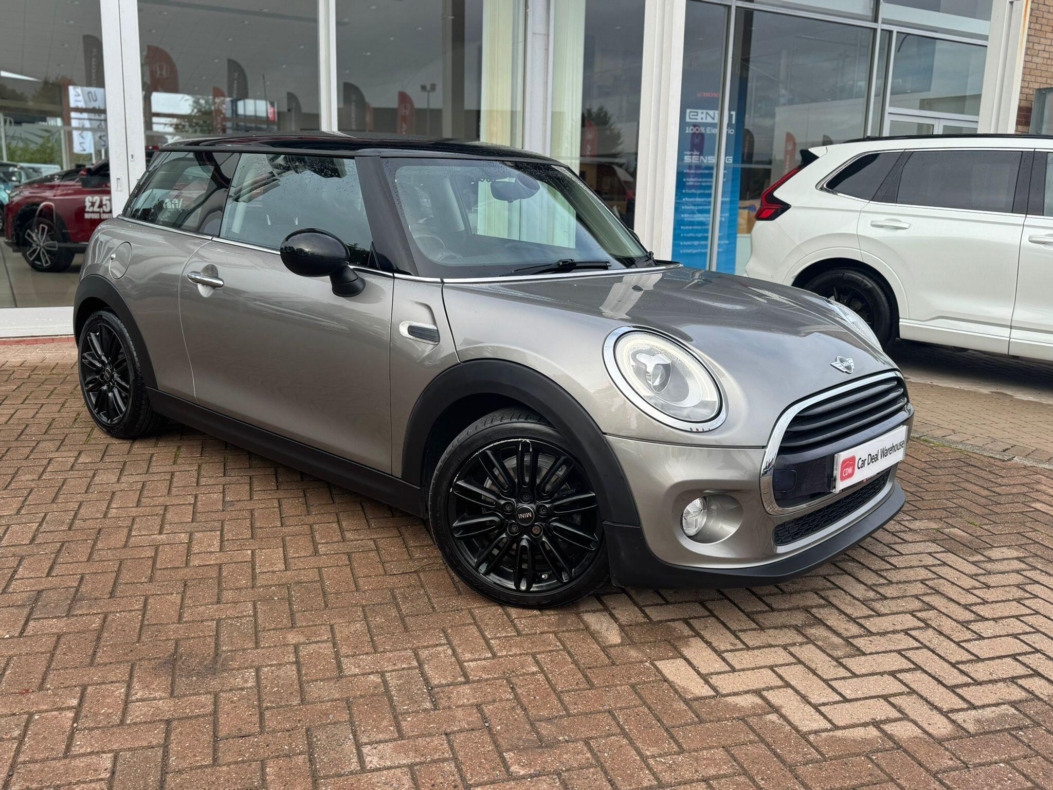 Main listing image - MINI Hatchback
