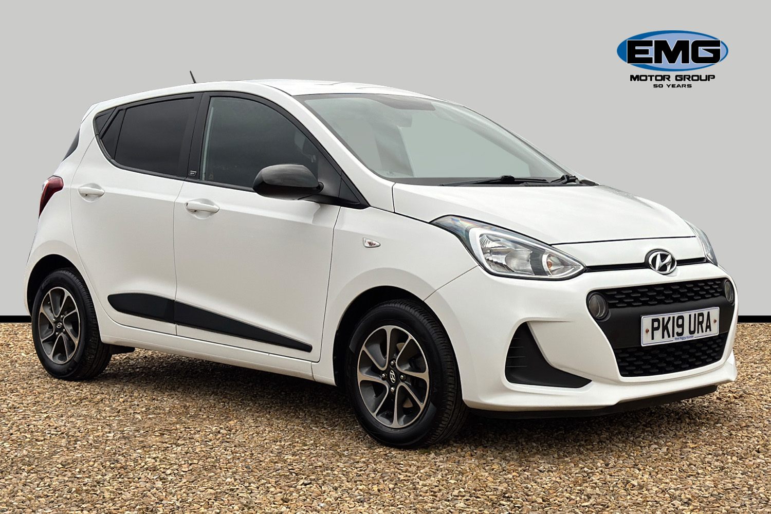 Main listing image - Hyundai i10