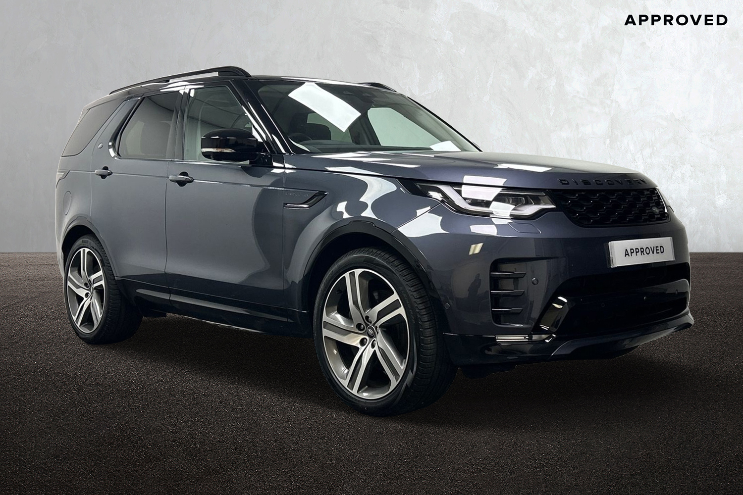 Main listing image - Land Rover Discovery