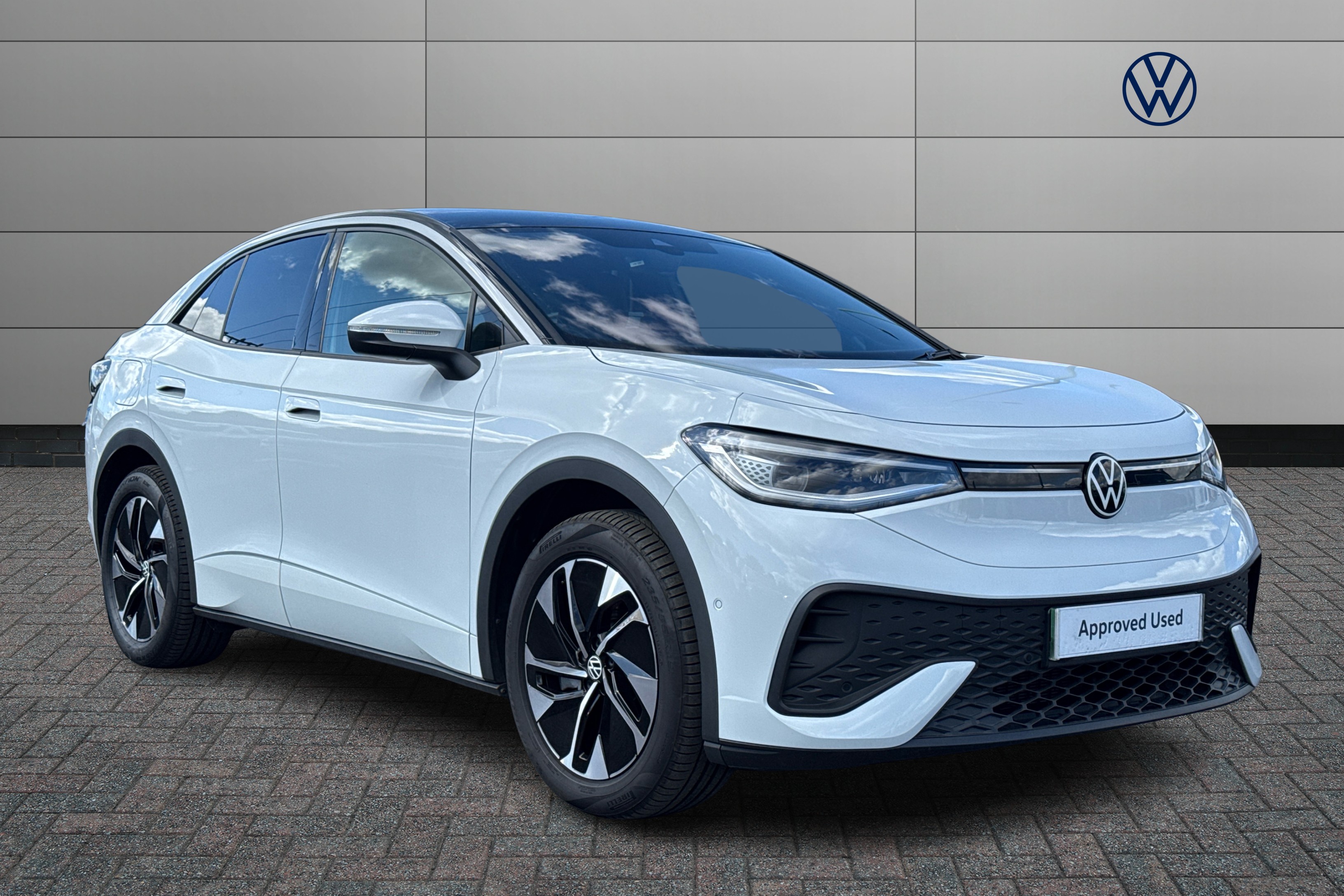 Main listing image - Volkswagen ID.5