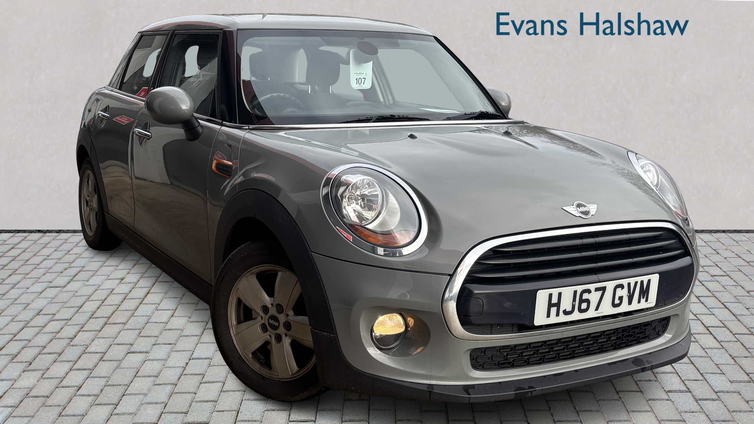 Main listing image - MINI Hatchback 5dr