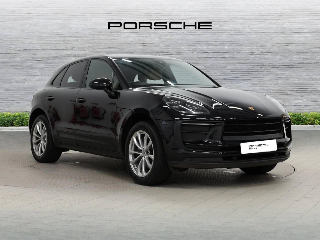 Main listing image - Porsche Macan