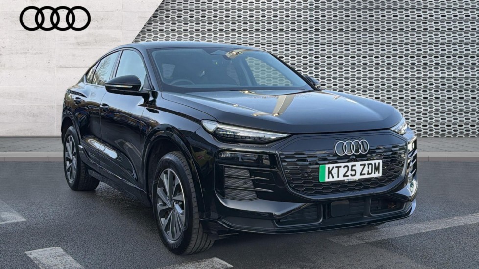 Main listing image - Audi Q6 e-tron