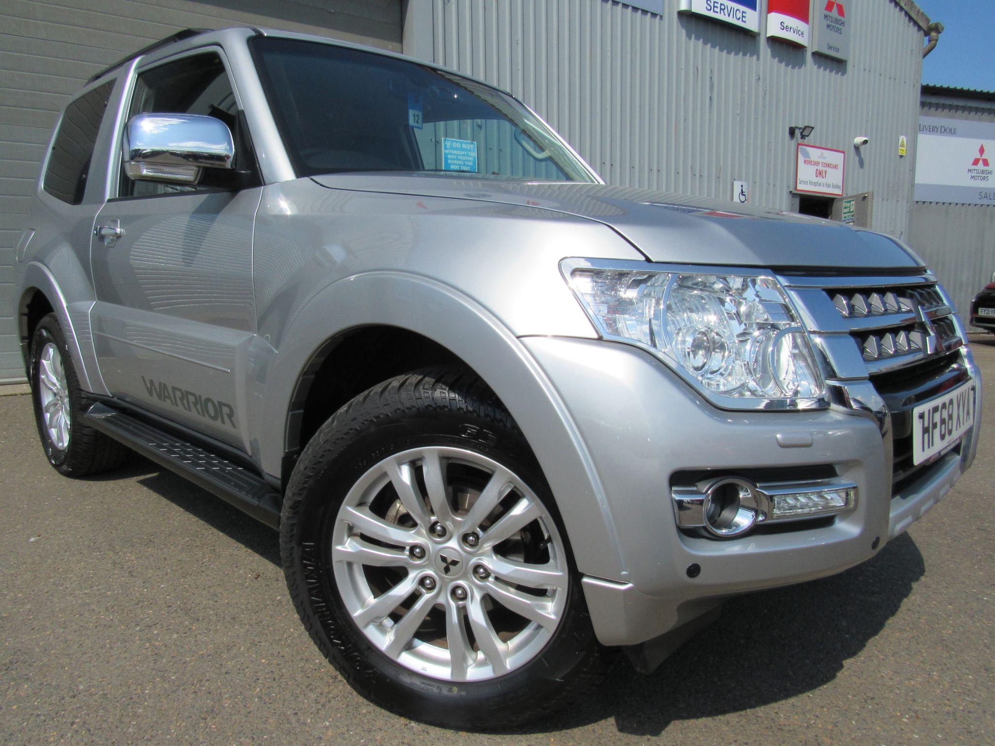 Main listing image - Mitsubishi Shogun Commercial