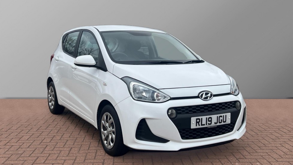 Main listing image - Hyundai i10