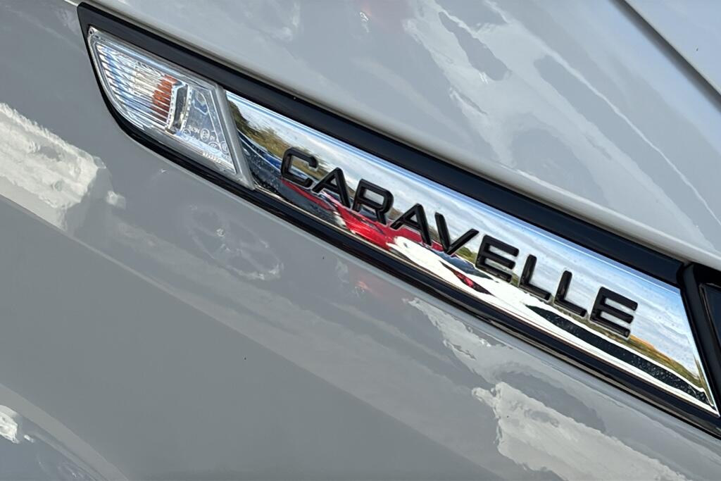 Main listing image - Volkswagen Caravelle