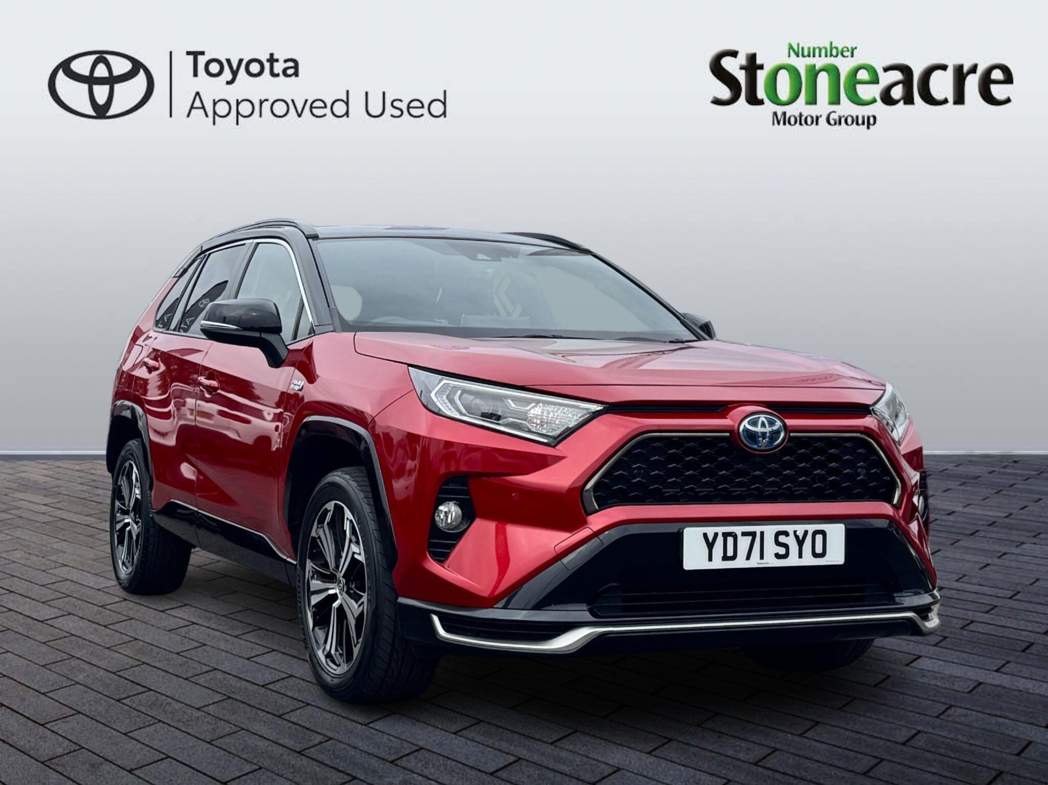 Main listing image - Toyota RAV4