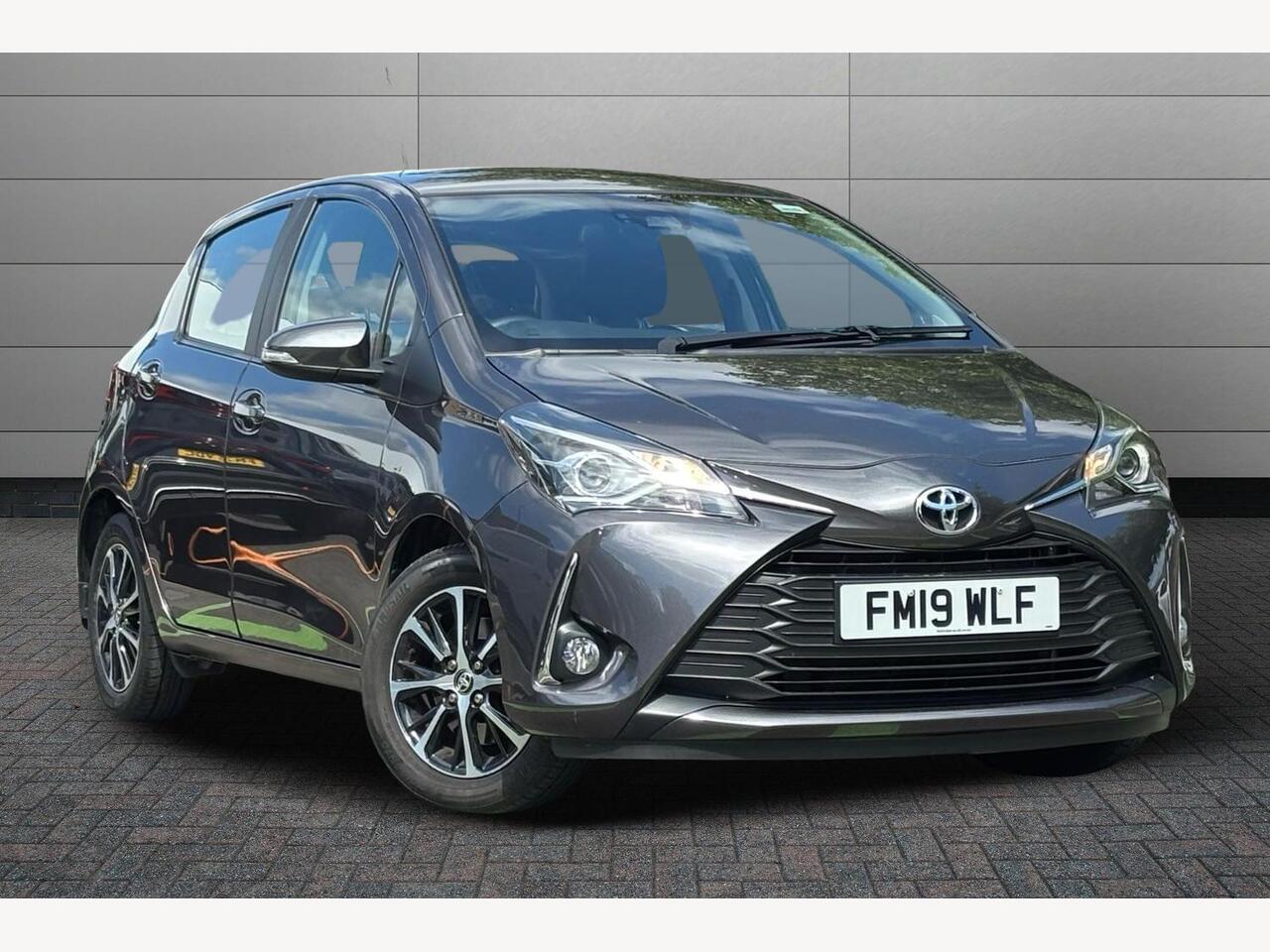 Main listing image - Toyota Yaris