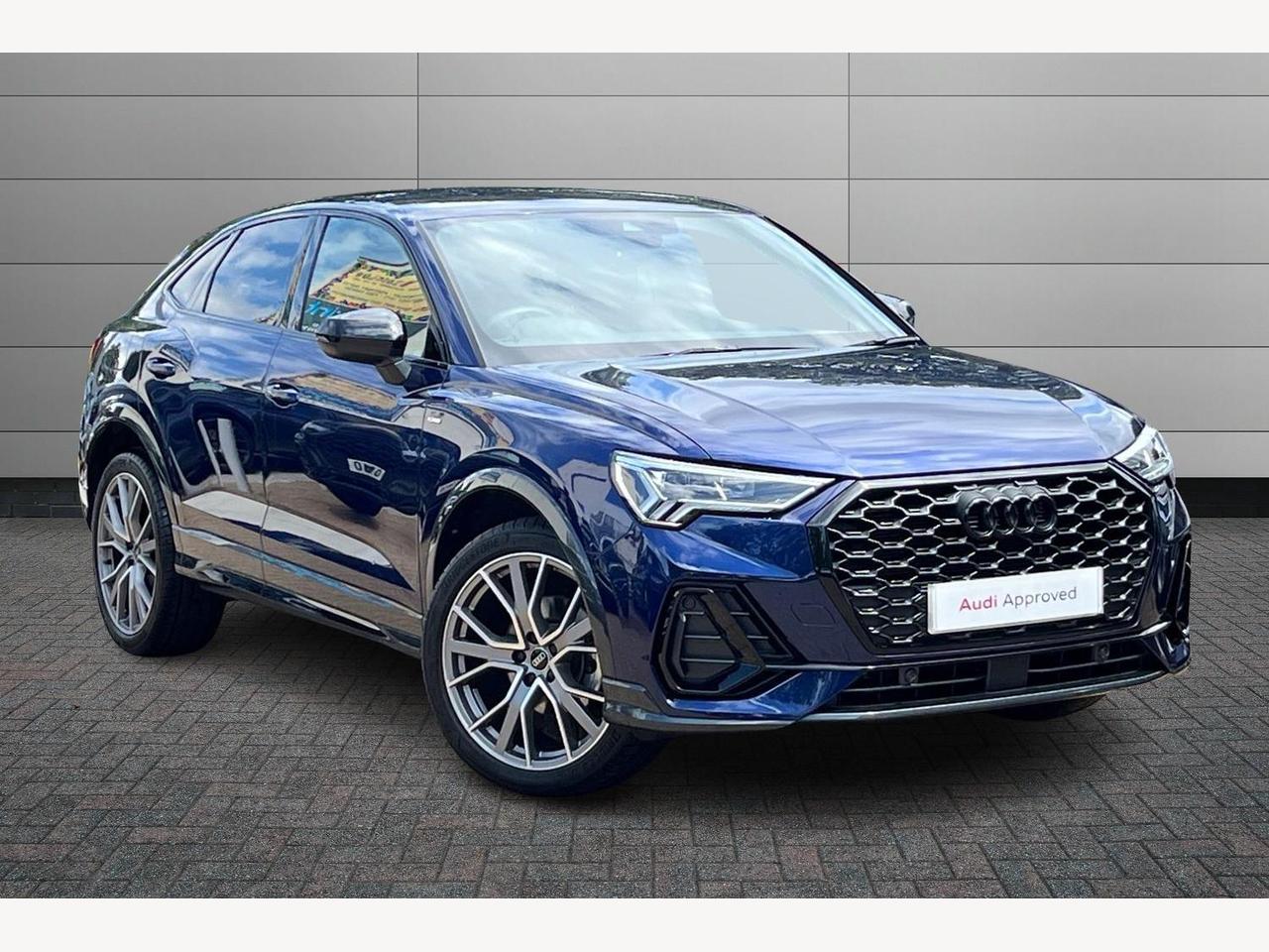 Main listing image - Audi Q3