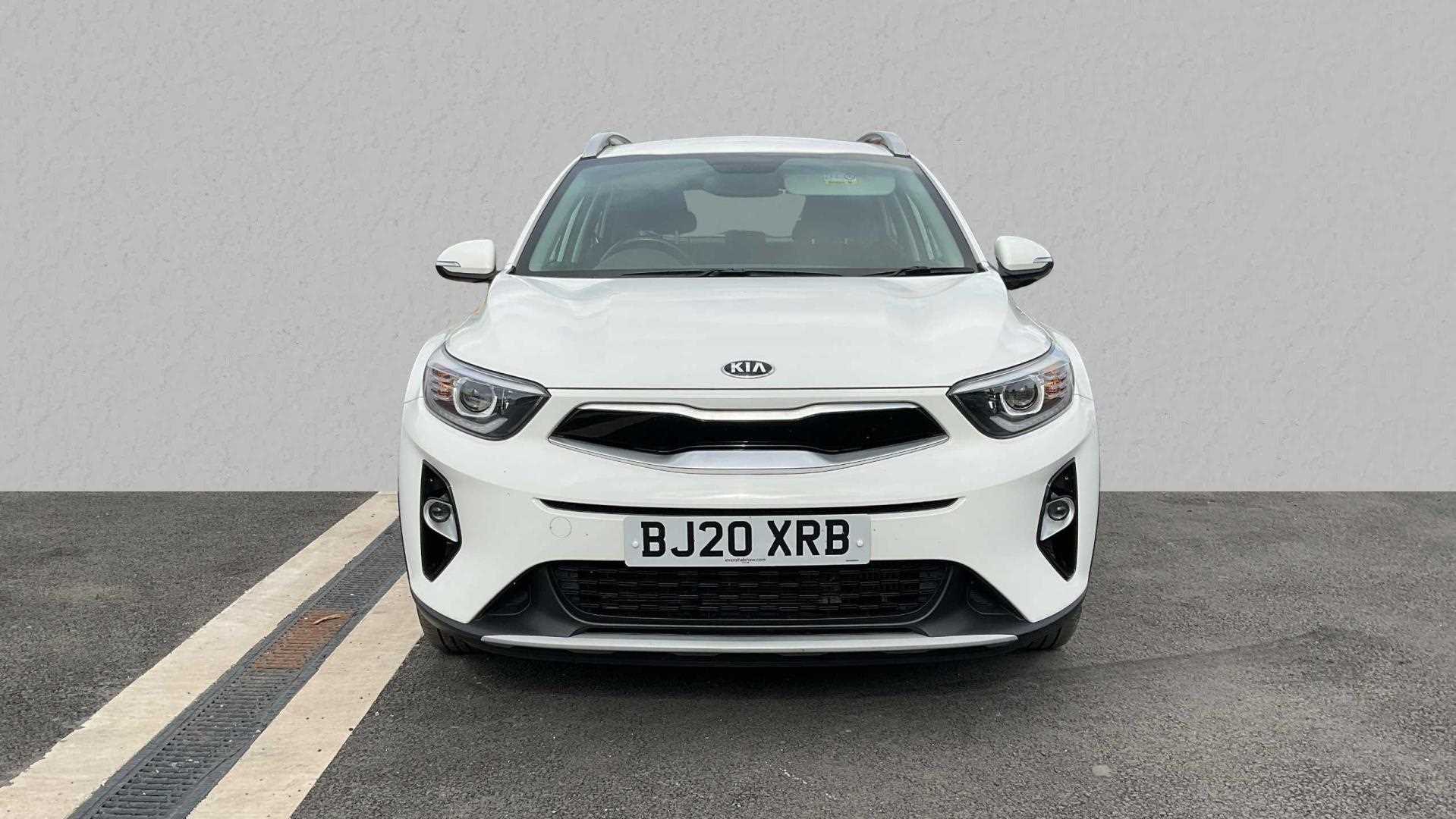 Main listing image - Kia Stonic