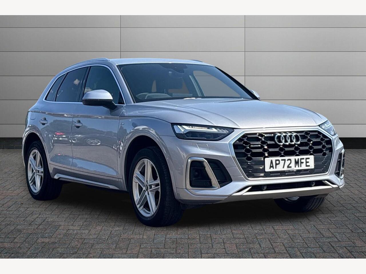 Main listing image - Audi Q5