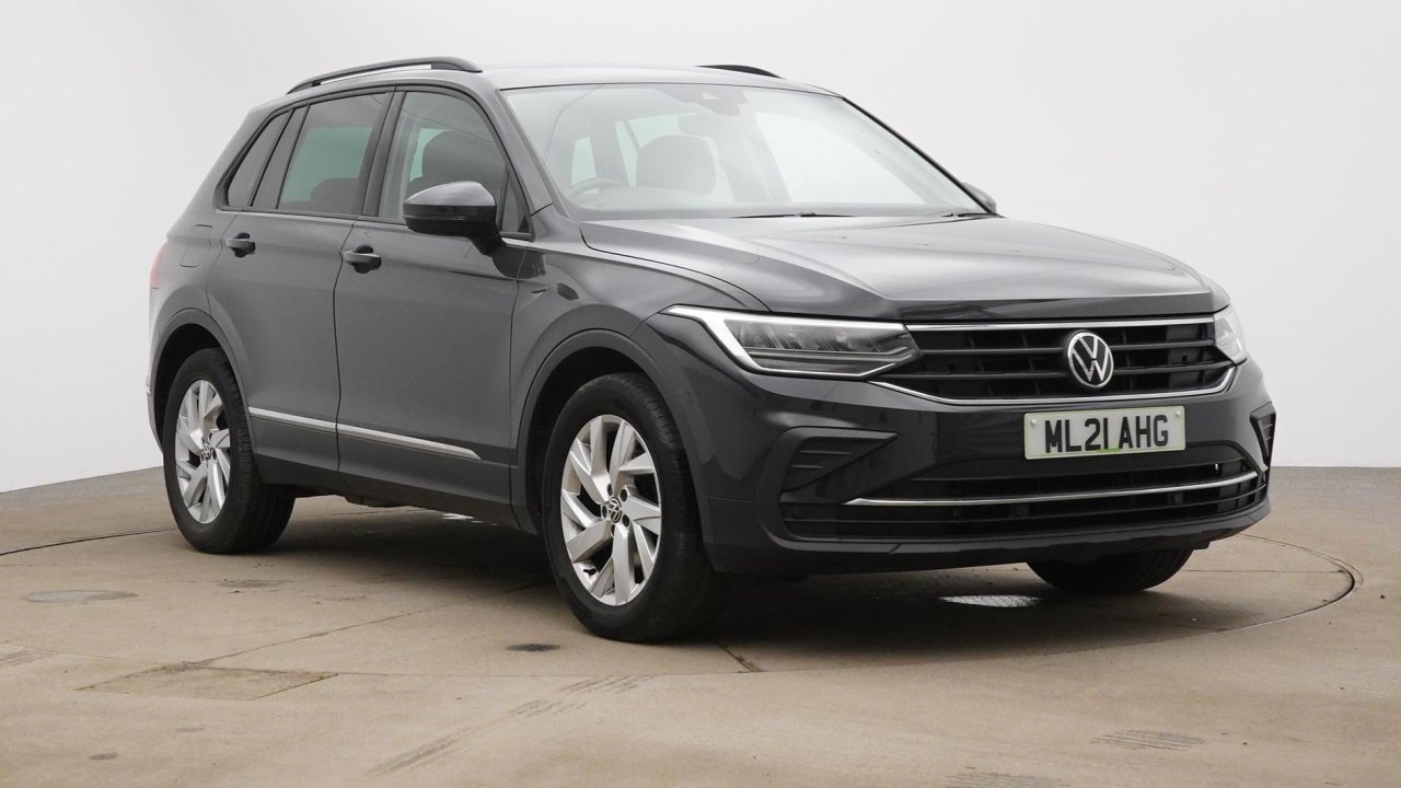 Main listing image - Volkswagen Tiguan