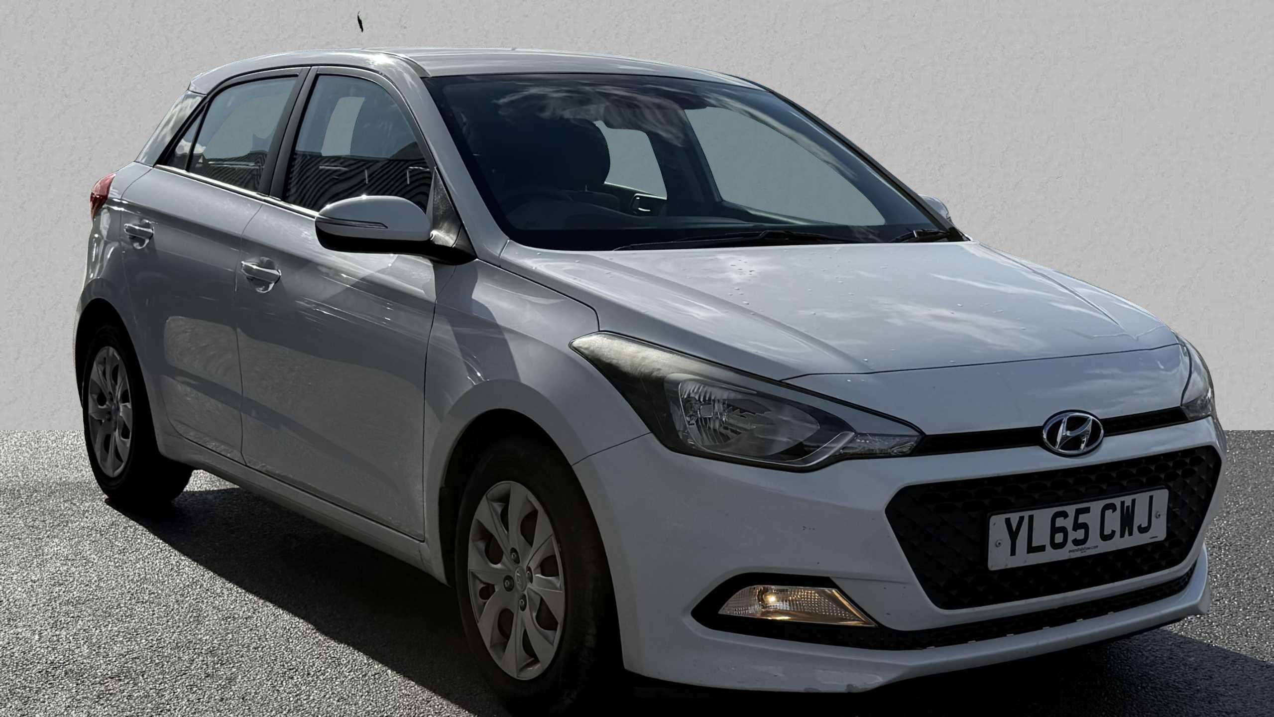 Main listing image - Hyundai i20