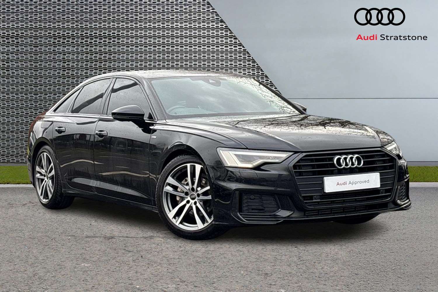 Main listing image - Audi A6