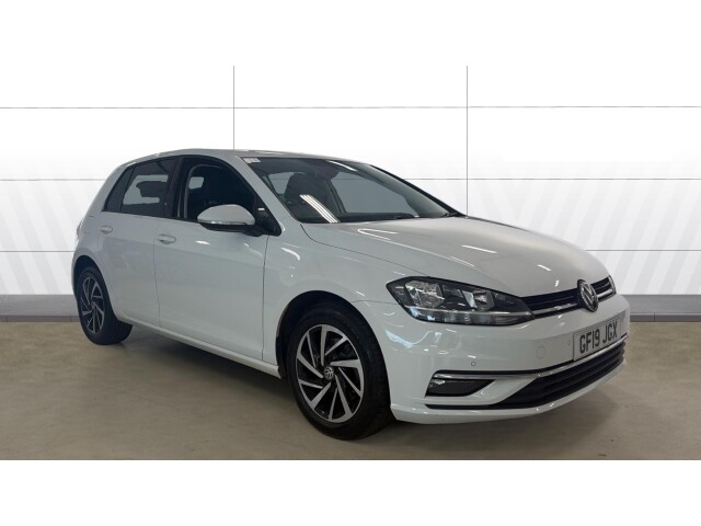 Main listing image - Volkswagen Golf