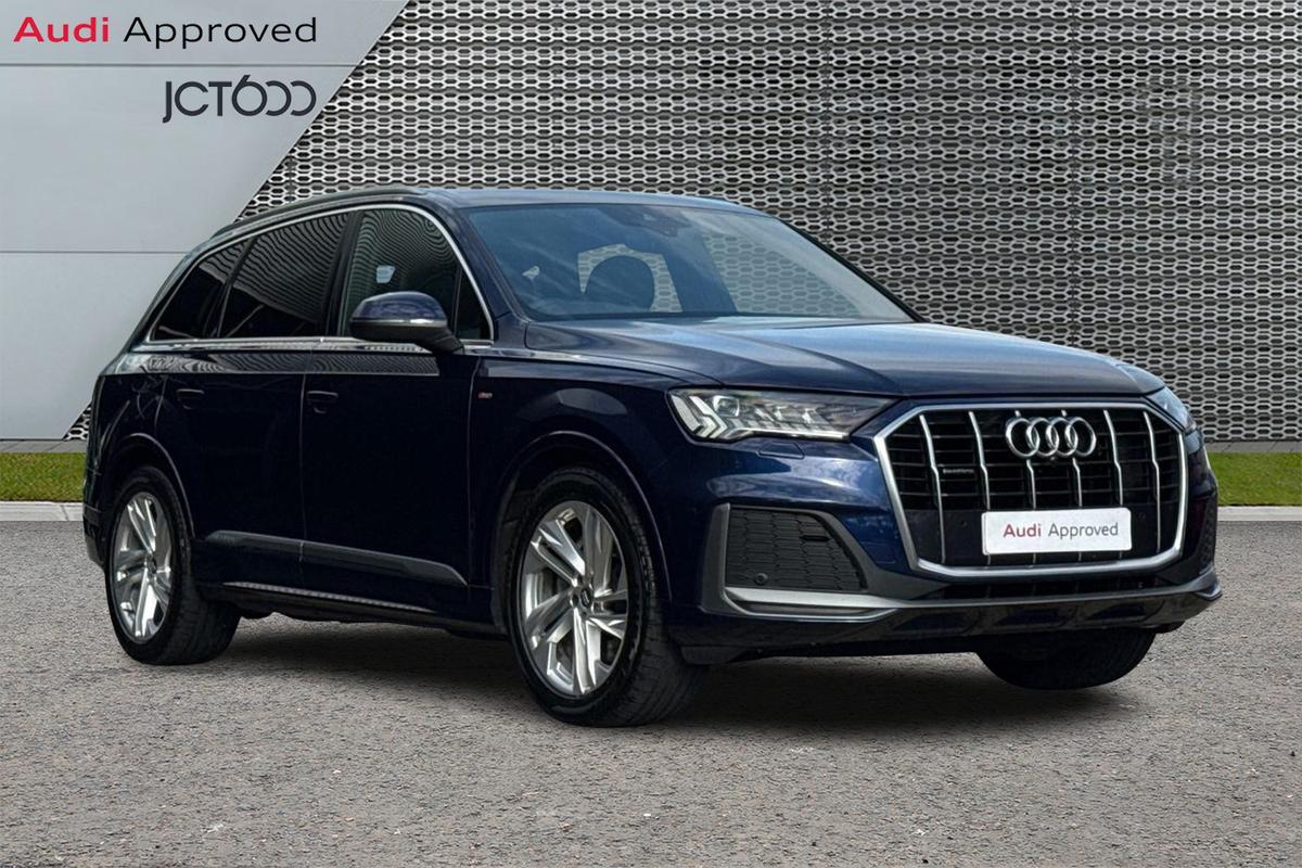 Main listing image - Audi Q7