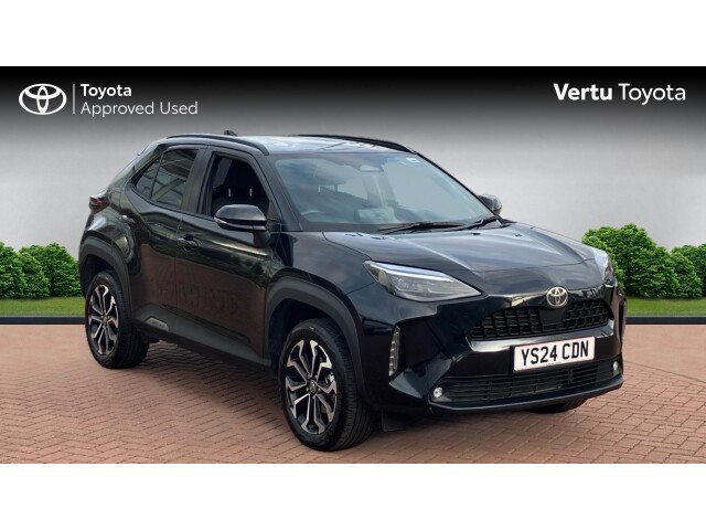 Main listing image - Toyota Yaris Cross