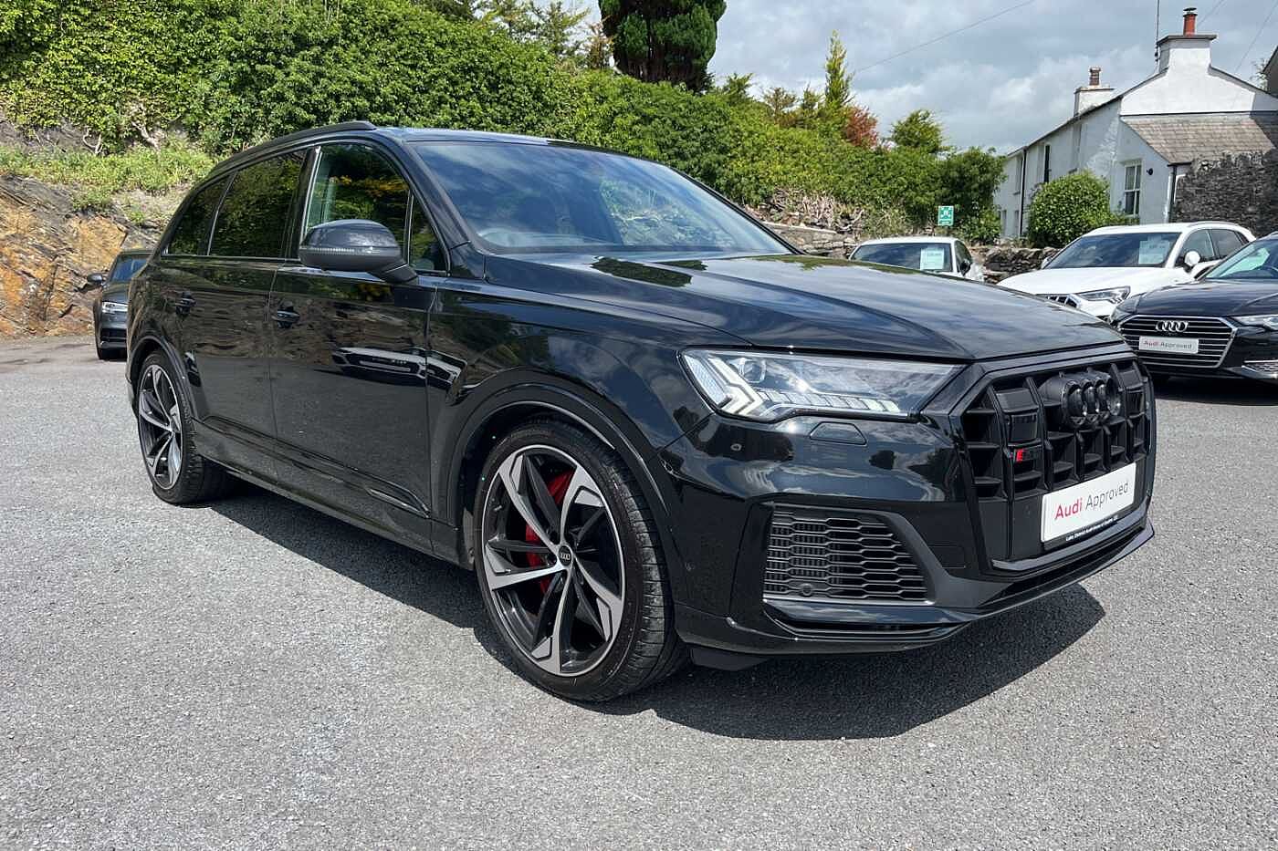 Main listing image - Audi SQ7