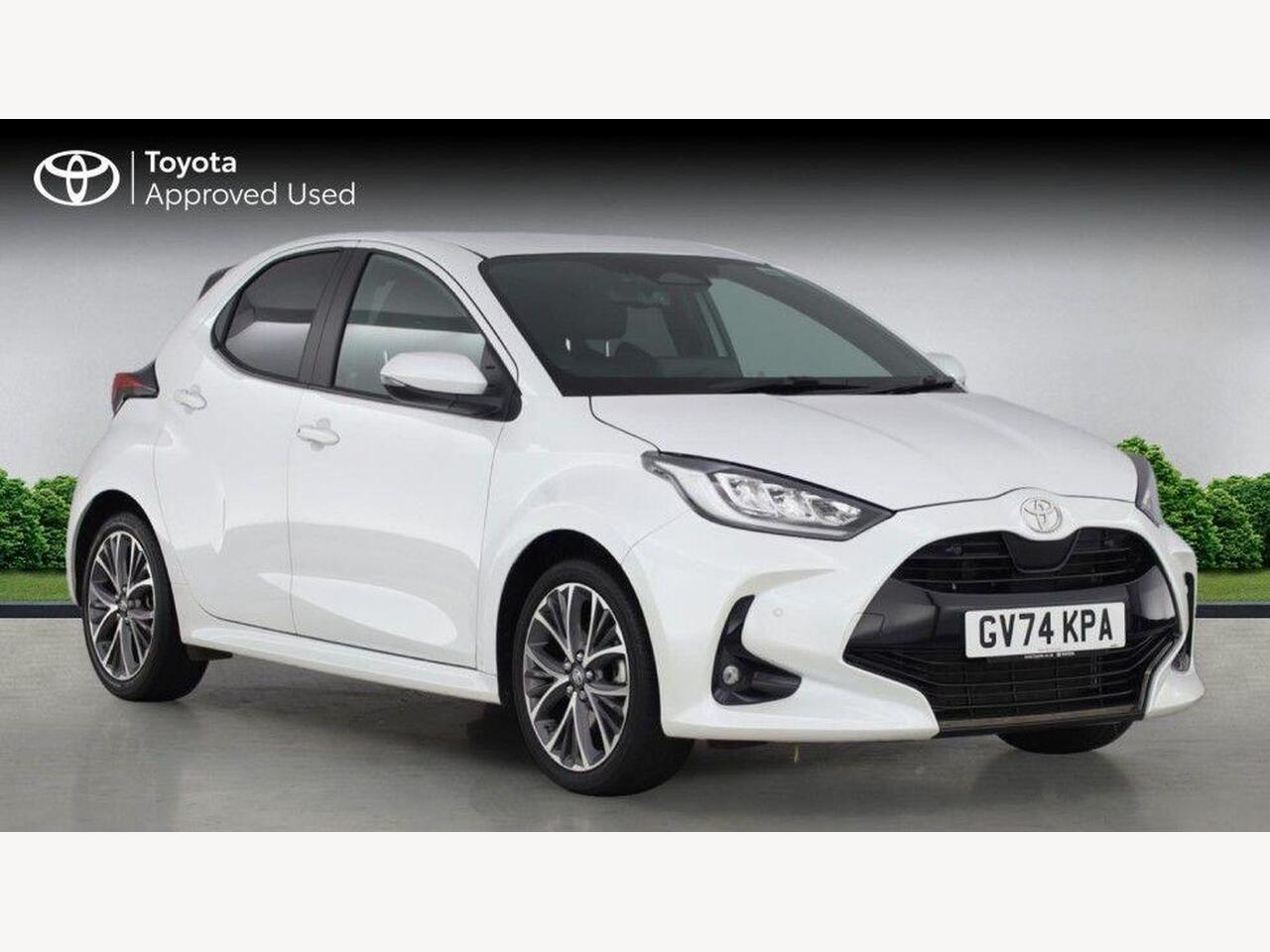 Main listing image - Toyota Yaris
